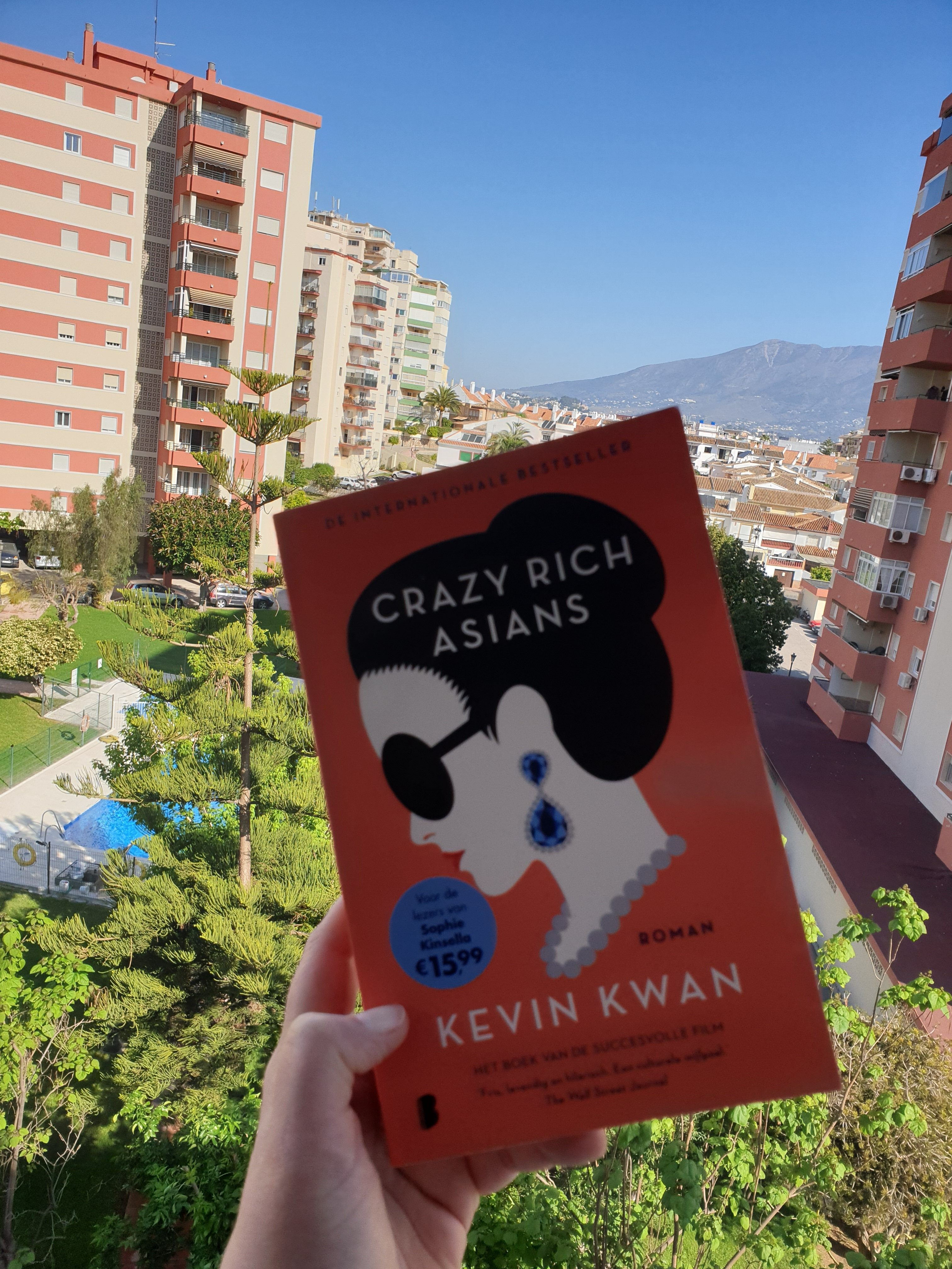 Book Thursday || Crazy Rich Asians – Kevin Kwan