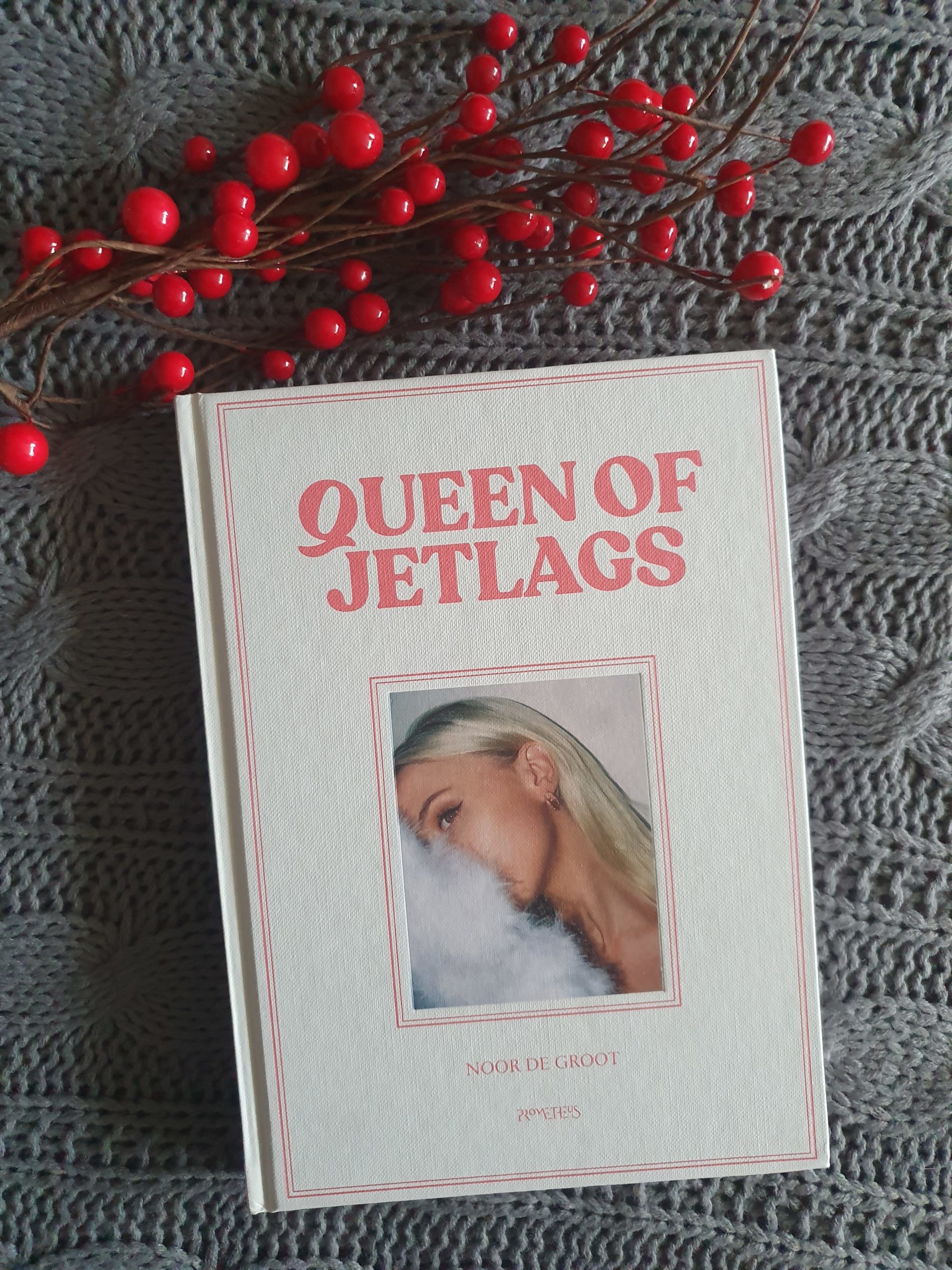 Book Tuesday || Queen of Jetlags – Noor de Groot