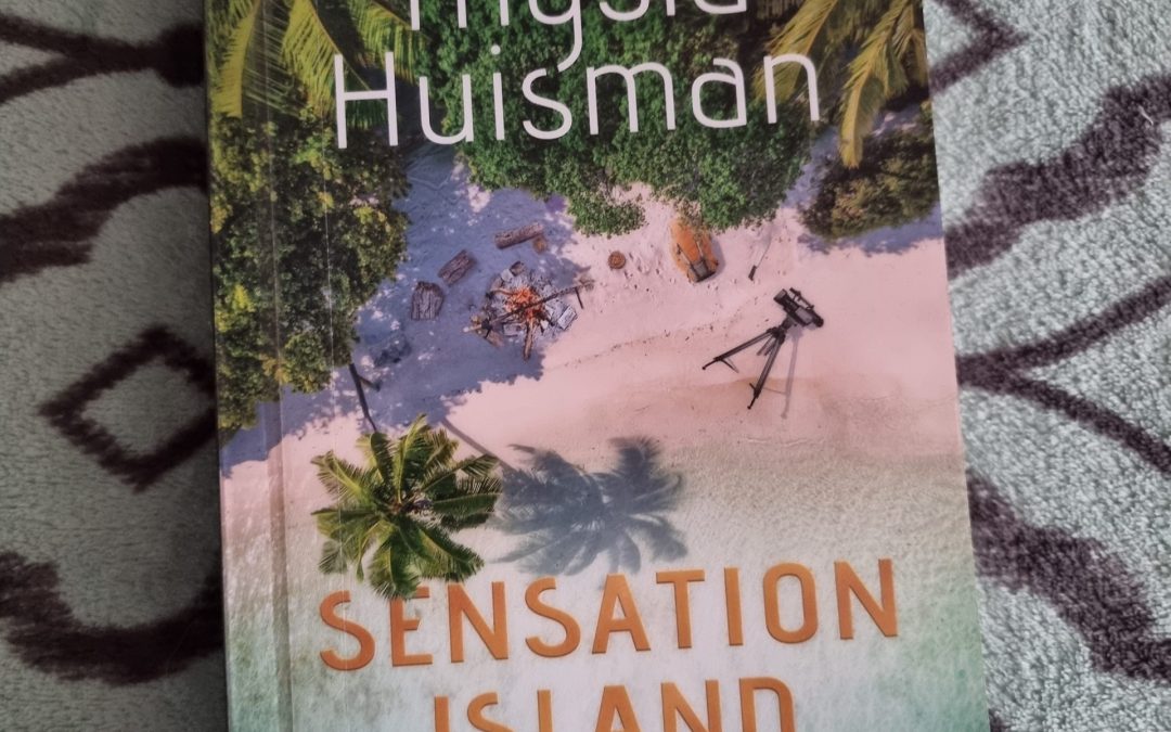 Books || Sensation Island – Thysia Huisman